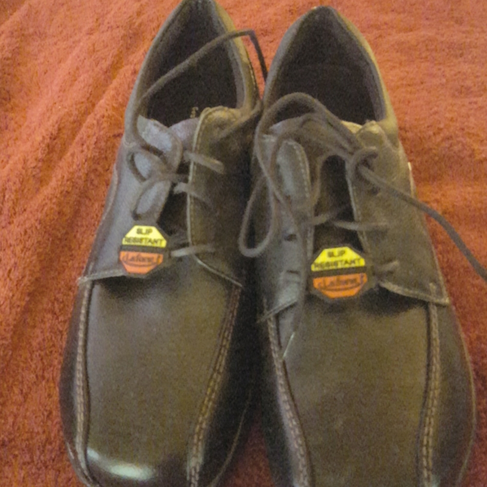Men's walking shoes